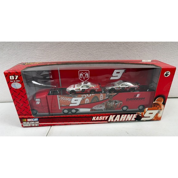 Nascar Winners Circle Kasey Kahne #9 Evernham Diecast Cars & Tin Hauler - Picture 1 of 5
